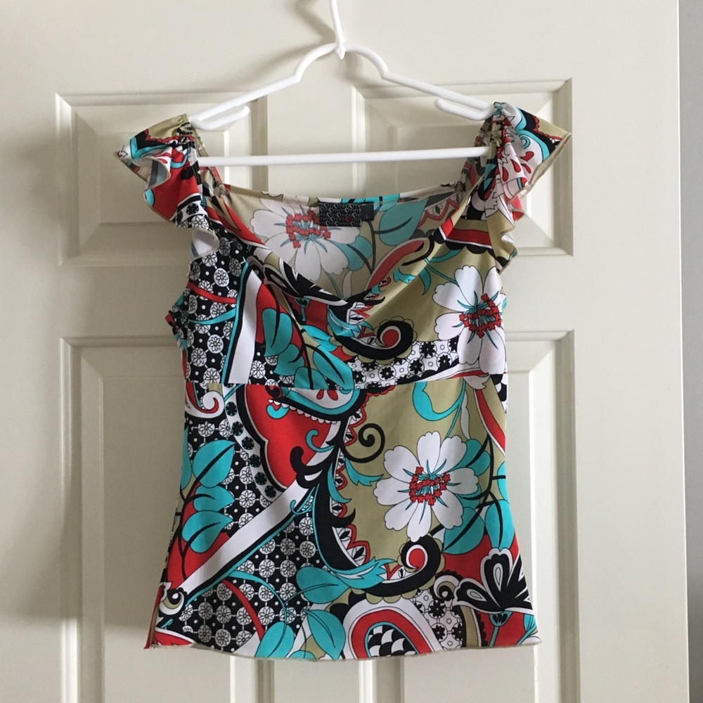 3 for $20 bundle. Sleeveless printed top